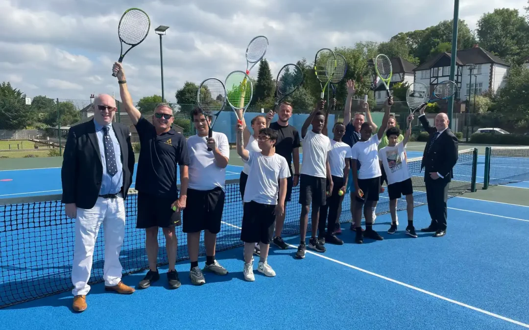 Surrey Freemasons grant to Tim Henman Foundation